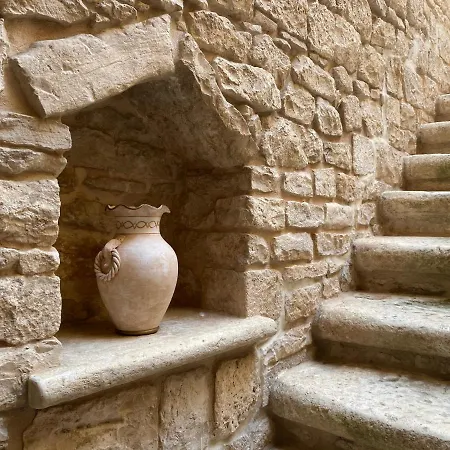 Palazzo Morola Xiv Century