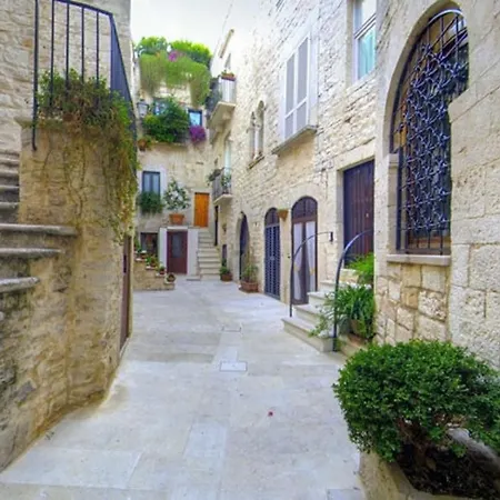 Palazzo Morola * Giovinazzo